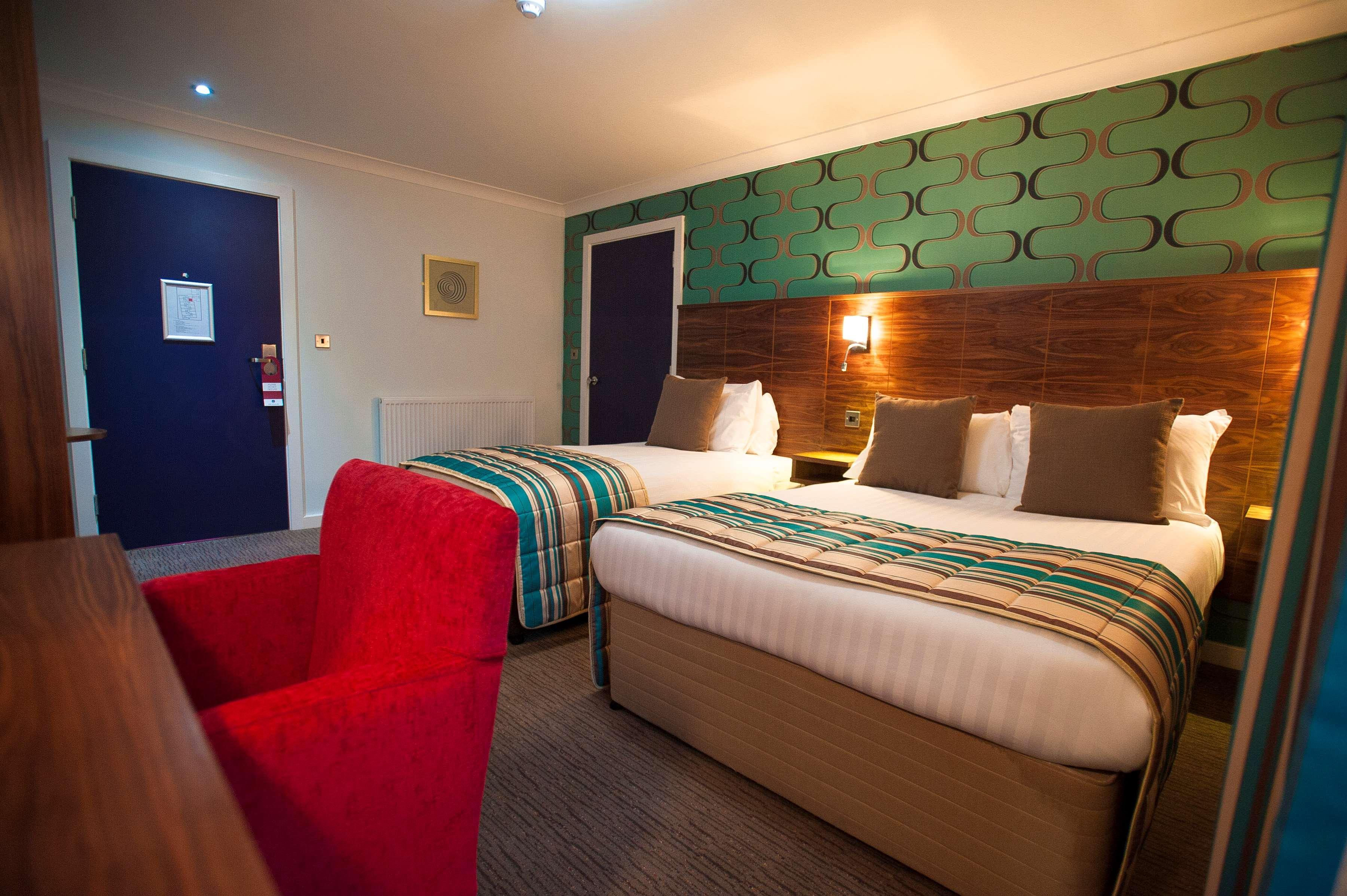 Best Western Plus Lancashire Manor Hotel Skelmersdale Exterior photo