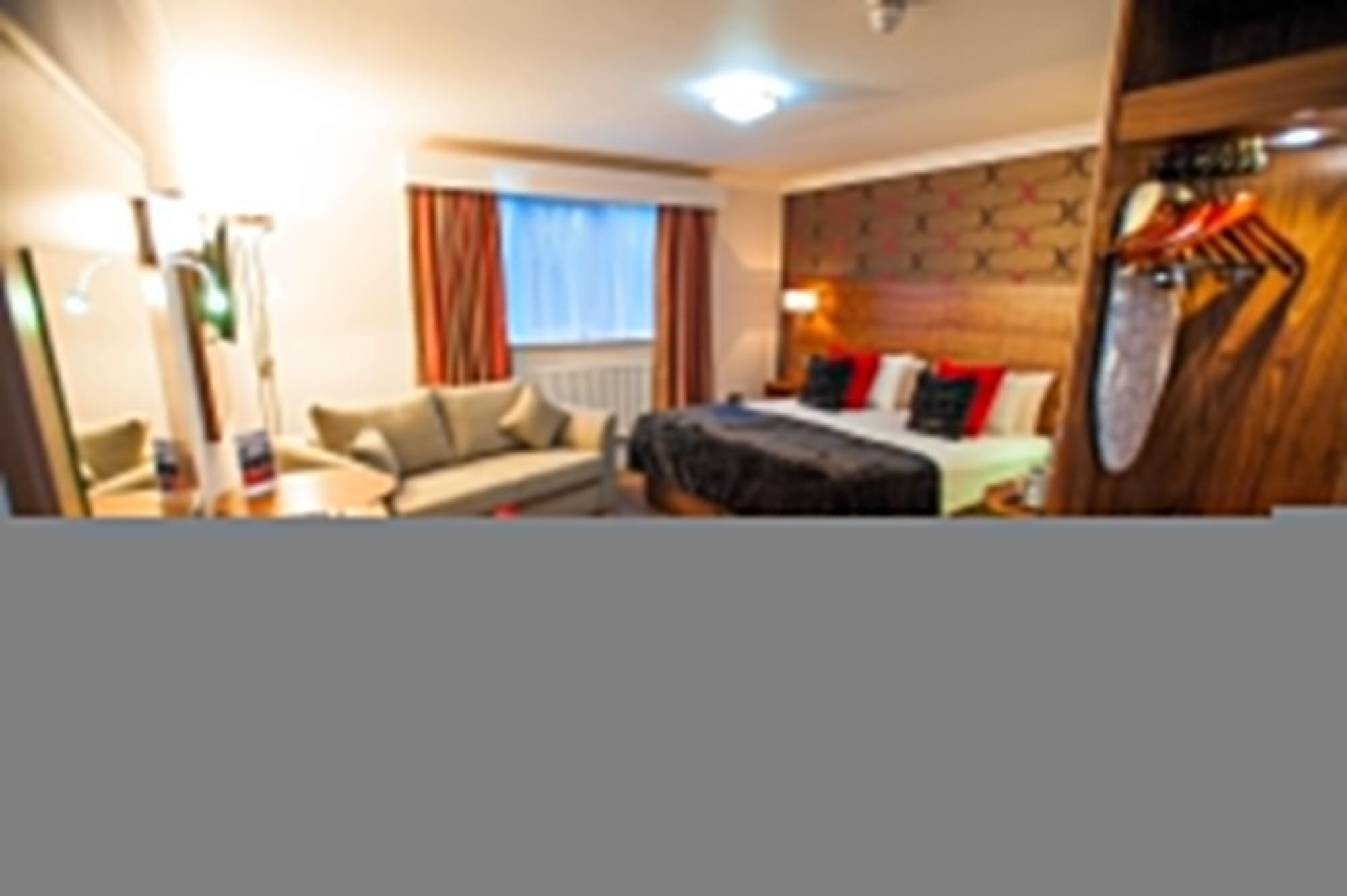 Best Western Plus Lancashire Manor Hotel Skelmersdale Exterior photo