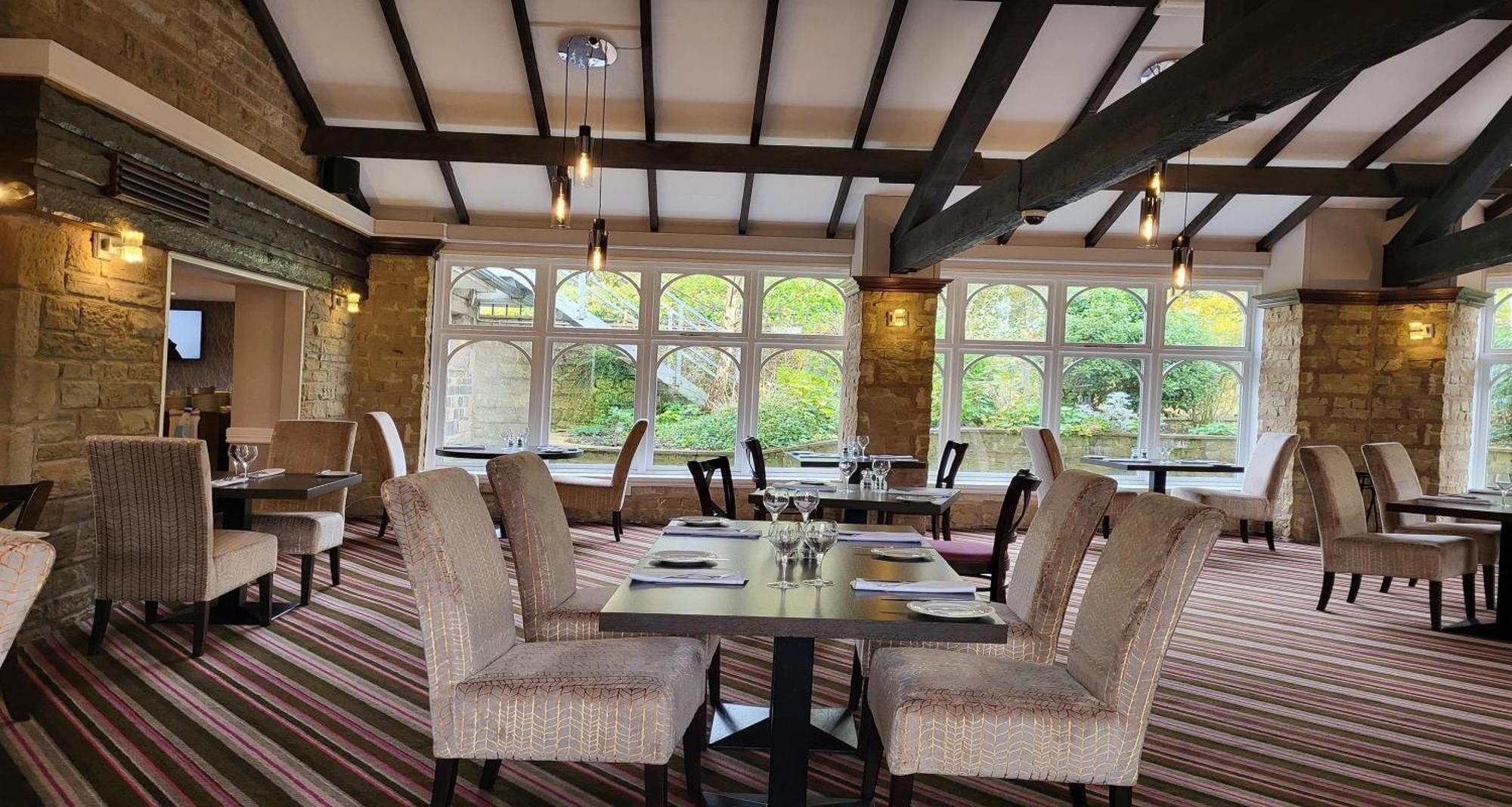 Best Western Plus Lancashire Manor Hotel Skelmersdale Exterior photo