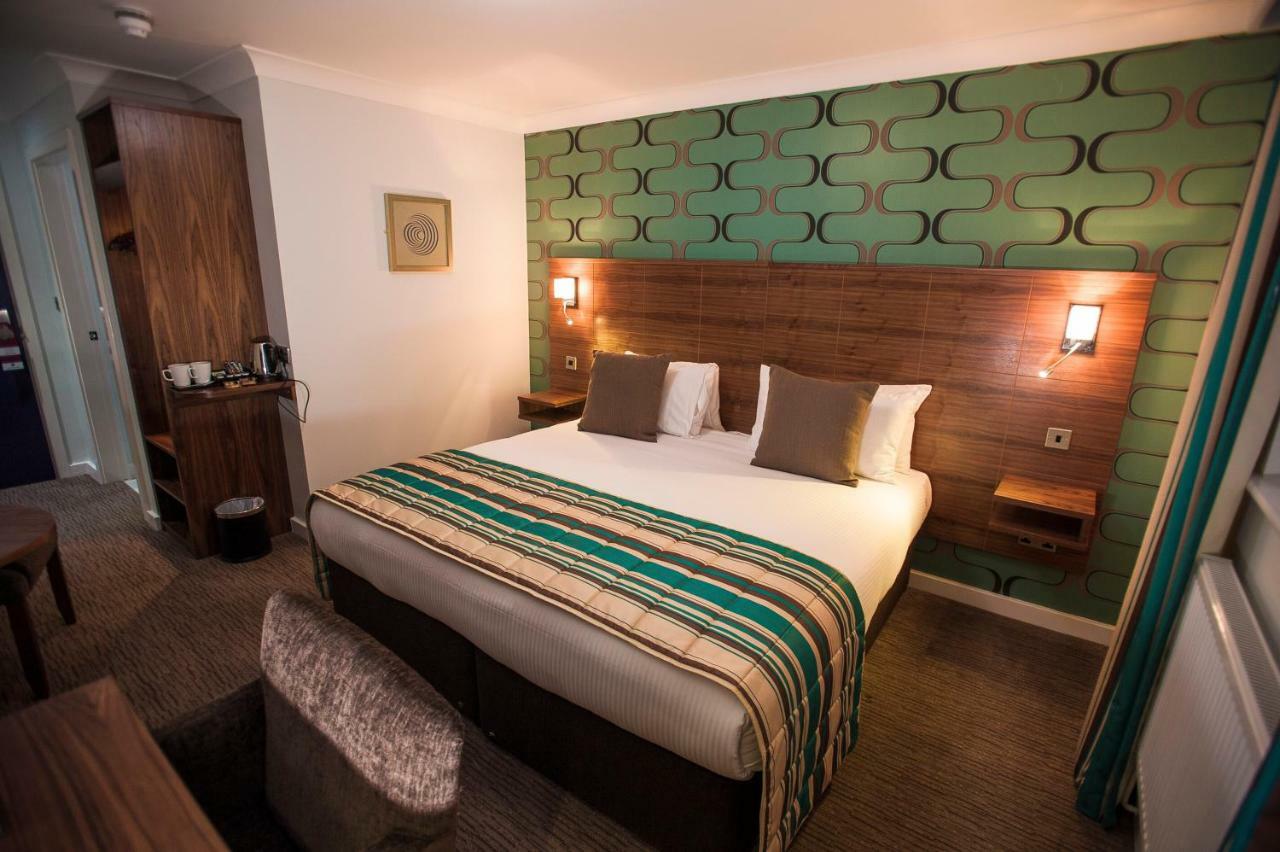 Best Western Plus Lancashire Manor Hotel Skelmersdale Exterior photo